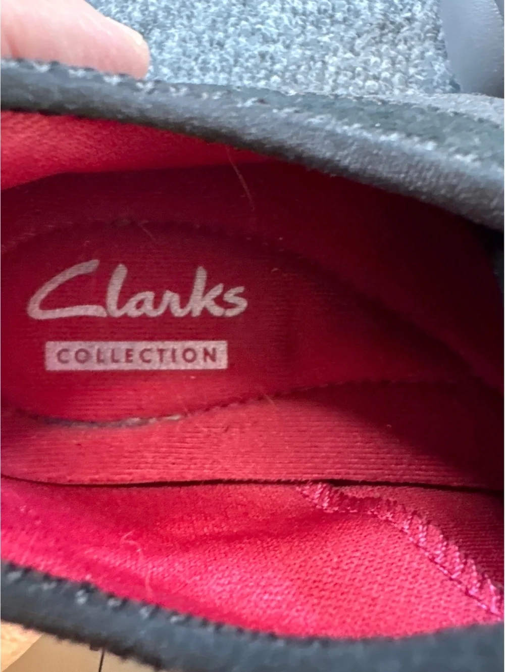 Clarks Collection Women’s Size 5.5 M Gray Suede Leather Lace Up Sneakers Shoes